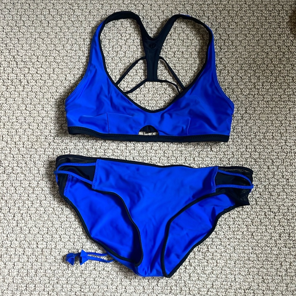 Lululemon bikini